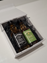 Load image into Gallery viewer, Jack Daniels Doubles Gift Box - Old No.7 & Apple Tennessee Whiskey Miniature Bottles - 5cl - White Gift Box