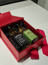 Load image into Gallery viewer, Jack Daniels Doubles Gift Box - Old No.7 &amp; Apple Tennessee Whiskey Miniature Bottles - 5cl - Red Gift Box with Grosgrain Ribbon
