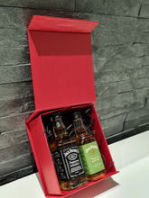 Load image into Gallery viewer, Jack Daniels Doubles Gift Box - Old No.7 &amp; Apple Tennessee Whiskey Miniature Bottles - 5cl - Red Gift Box with Grosgrain Ribbon
