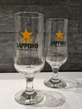 Load image into Gallery viewer, Sapporo Premium Beer Glass - Schooner 2/3 Pint [Set of 2]
